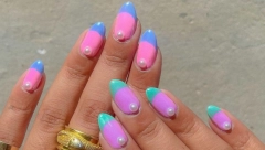 Šareni francuski manikir, hit je leta. Nosi ga i Điđi Hadid