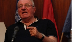 ŠEŠELJ GRMI OD BESA Suđenje se mora ponoviti!