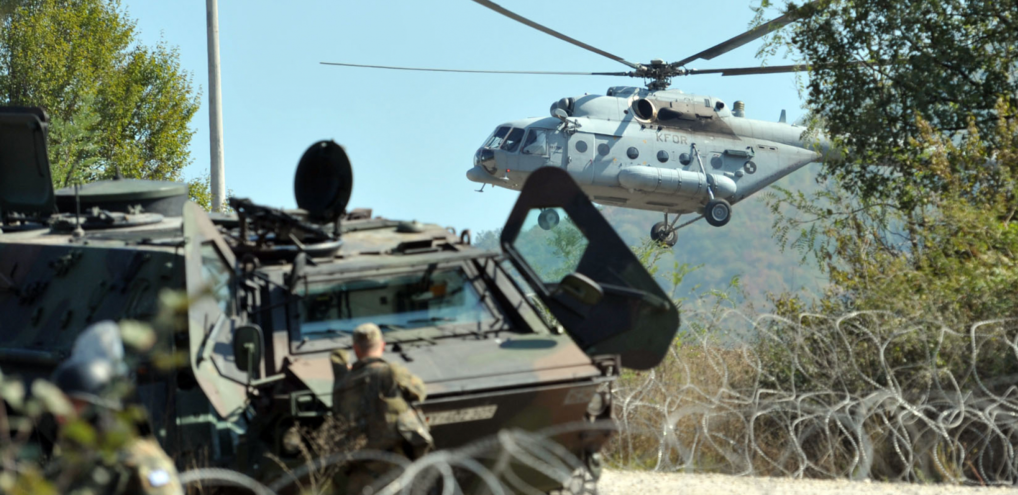 LAŽNA DRŽAVA PUCA PO ŠAVOVIMA Nemamo kontrolu, međunarodne snage moraju da intervenišu!