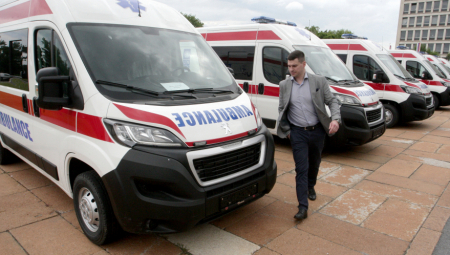 NOĆ PUNA NESREĆA ZA NAMA Dežurne službe intervenisale preko 100 puta