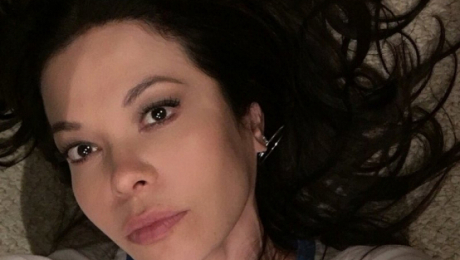 ČUVENA KASANDRA ZALUĐENA ĐOKOVIĆEM Latino lepotica bodrila srpskog asa, nije mogla da sakrije oduševljenje (FOTO)