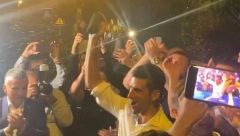 NEZAPAMĆENO SLAVLJE Nole u centru pažnje, majčina slika oduševila! (FOTO, VIDEO)