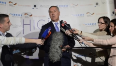 MILO ĐUKANOVIĆ IH KUPIO ZA MALE PARE Krivokapić, Abazović i Bečić prave koaliciju sa DPS?