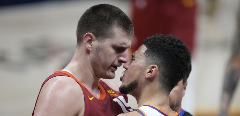 JOKIĆ PRE ODLASKA IZ SAD POVUKAO SJAJAN POTEZ Otišao je do najvećeg rivala, a onda je uradio ono što je oduševilo prvog pika drafta (FOTO)