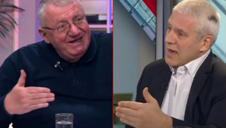 ŠEŠELJ RASPALIO KAO NIKADA DO SADA Tadić je očajnik koji se plaši