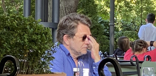 PRIVEDEN DRAGAN BJELOGRLIĆ Osumnjičen da je pretukao reditelja!