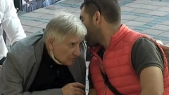 SIN NOVICE ZDRAVKOVIĆA JEDVA SMOGAO SNAGE ZA OVE REČI: U šoku smo, sinoć je prebačen u bolnicu, a posle četiri sata je otišao!