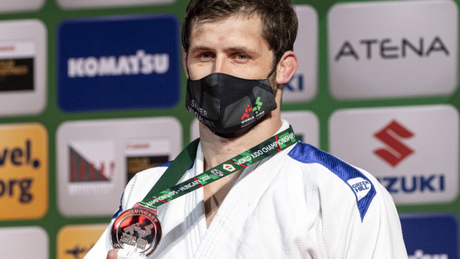 SREBRO U BUDIMPEŠTI KAO MOTIV VIŠE PRED OLIMPIJSKE IGRE! Aleksandar Kukolj "puni baterije" i poručuje: U Tokiju moram da budem najbolja verzija sebe! (VIDEO)