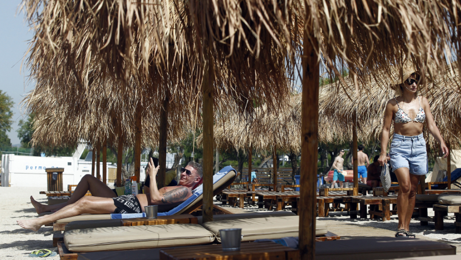 PANIKA Zbog smrti bogatog Grka i propasti njegove turističke agencije ispaštaju naši turisti: Stotine Srba izvisilo za letovanje