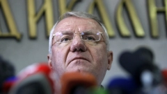 ŠEŠELJ DELI NARODU Nova uspešna akcija SRS