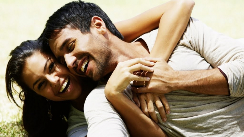 LJUBAVNI ČIN NA PET NAČINA UTIČE NA LEPOTU Više se*sa znači više sjaja i manje bora!