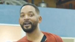 MUKU MUČI SA VIŠKOM KILOGRAMA Vil Smit nakon dužeg vremena posetio teretanu, pa napravio urnebesan snimak kojem se celi svet smeje (VIDEO)