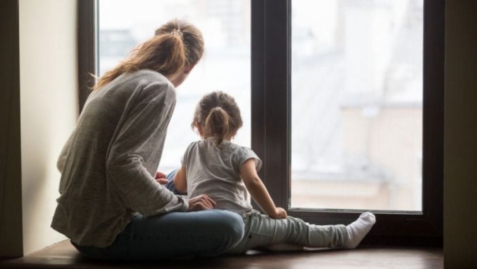 KAD PROČITATE OGLAS U KOME JEDNA MAMA TRAŽI DADILJU, BIĆE VAM JASNO ZAŠTO JE RAZBESNEO JAVNOST: "Ženo ti si nerazumna i razmažena"