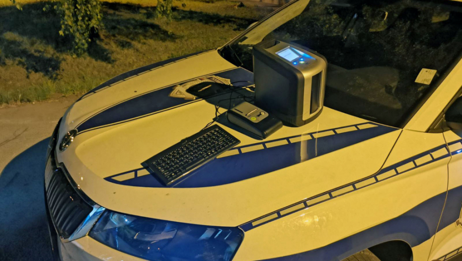 KAZNE PLJUŠTE! Vozače zaustavlja policija: Ove propuste u sigurnosti prave za volanom - NEDOPUSTIVO!