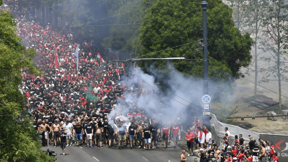 MAĐARI VERUJU U ČUDO! Ludilo na ulicama Budimpešte pred meč sa prvakom sveta! (VIDEO)