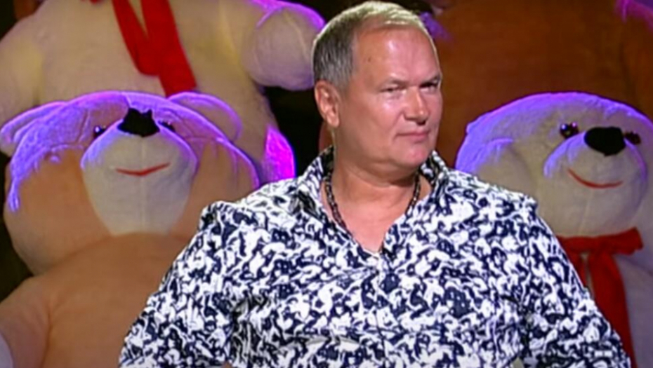 SNAJKA ĆE DA BLISTA Osman Karić pripremio haljinu za misicu koja je poput venčanice, o njegovoj objavi bruji javnost (FOTO)