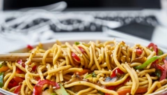 Jedete testeninu i gojite se? Evo kako da to izbegnete