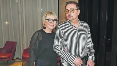 BEZOBRAZAN JE, SAMO MU JE STALO DO PARA Komšije Dragana Kojića Kebe razvezale jezik, osule paljbu na pevača i otkrile šta radi