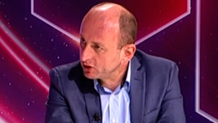 KNEŽEVIĆ IMA JASAN ZAHTEV ZA ADŽIĆA Pred ministrom unutrašnjih poslova Crne Gore odluka od ključne važnosti za odnose Beograda i Podgorice