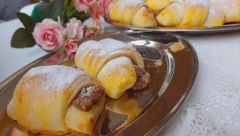 SAVRŠEN RECEPT! Jednostavan način kako do najmekanijih kiflica sa džemom, trik je u ovome