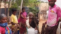 DA SE ZAPREPASTIŠ: Čovek (95) nikad nije ošišao kosu zbog narodnog verovanja!