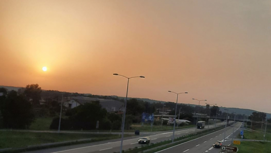 ČUDAN FENOMEN IZNAD BEOGRADA! Meteorolog Đurić se hitno oglasio, nebo je promenilo boju! (FOTO)