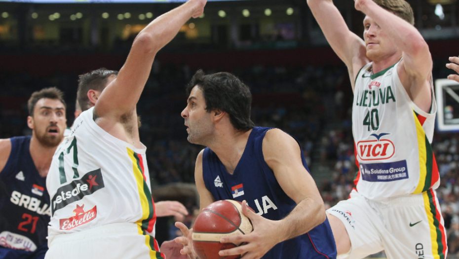 ODLUKA KOJA JE UZDRMALA SPORTSKU SRBIJU Da li je Pešić napravio grešku što je precrtao Miloša Teodosića? (ANKETA)