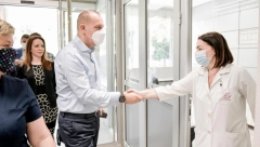 OTVOREN KONKURS ZA MEDICINSKI KADAR Ministarstvo zdravlja poziva lekare da ostanu u svojoj zemlji, evo koji su uslovi