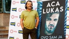 LUKAS VEČERAS U NOVOM PAZARU PRAVI NAJVEĆU ŽURKU NA BALKANU! Alo vas vodi na Acine koncerte, čitaocima poklanjamo 10.000 ulaznica!