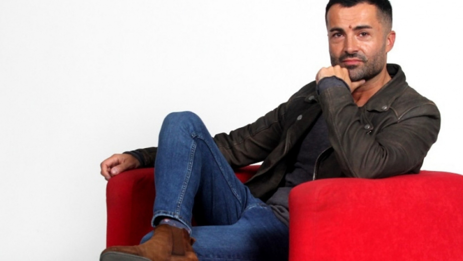 BEZ DLAKE NA JEZIKU! Oglasio se Kenanov brat i progovorio sve o veridbi svog brata sa Rialdom, spomenuo burnu svađu i raskid!