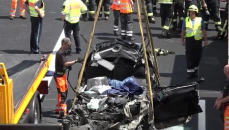 UŽASNA TRAGEDIJA Četvorica Srba poginula u Nemačkoj, udarili u kamion pri punoj brzini!