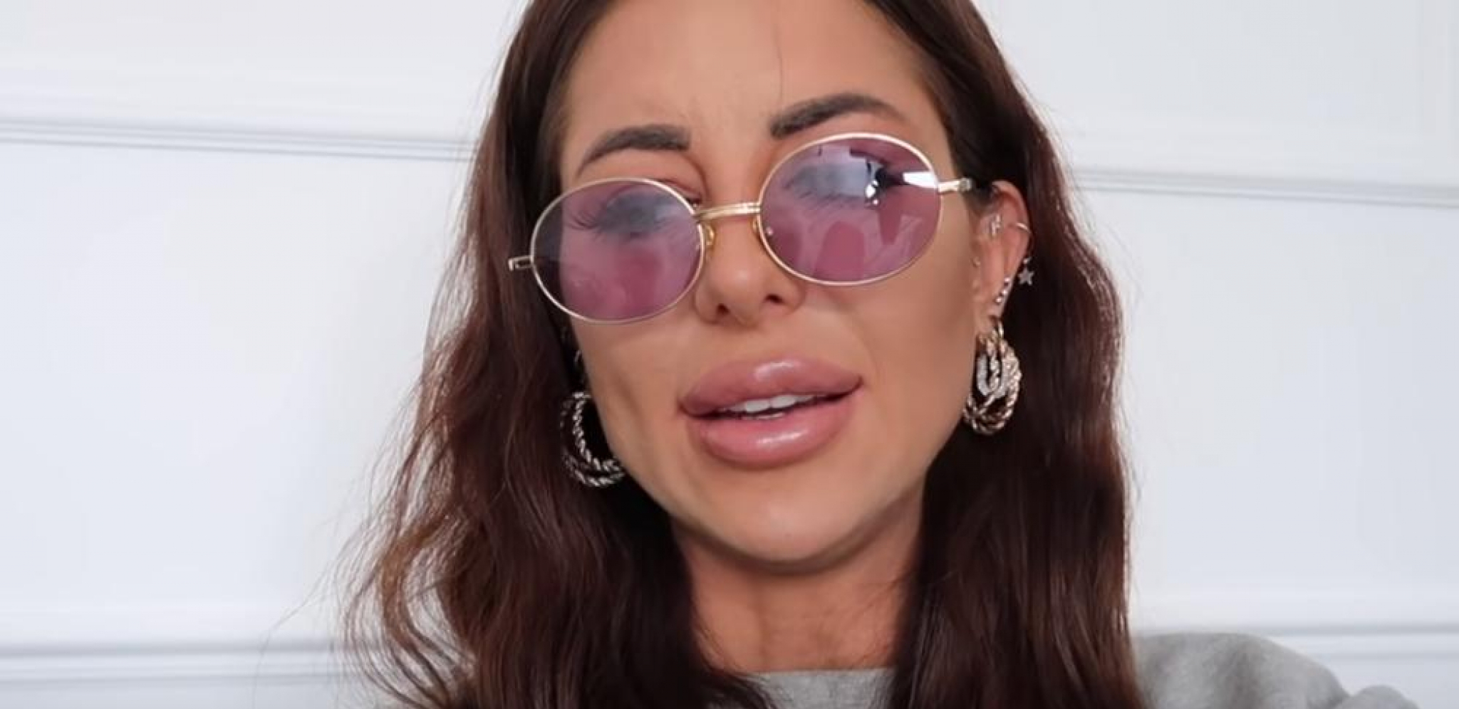 NIJE LEP ZA SLIKANJE PA GA VRATILA U ODGAJIVAČNICU Blogerka Zorana Jovanović ostavila psa, nije ga posetila dva meseca, fanovi je urnišu!