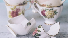 KAPLJE VAM IZ SLAVINE, FALI JEDNA ČARAPA!? OVO JE OPOMENA ZA NEŠTO MNOGO GORE! Evo šta znači ako vam se često kvare ili lome stvari u kući