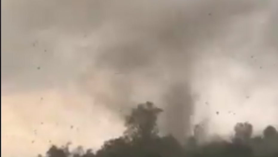 APOKALIPSA Tornado uništio Češku, ostavio pustoš za sobom! (VIDEO)
