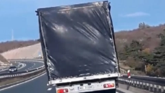 VIC DANA: Vozi Mujo kamion kroz Sloveniju i ga zaustavi policajac...