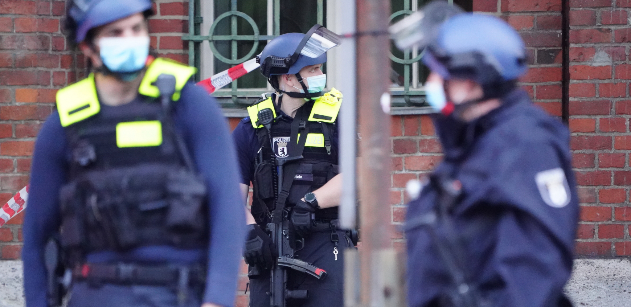 POMAHNITALA ŽENA NAPALA LJUDE MAČEM Više ljudi povređeno u nemačkoj pokrajini Bavarskoj