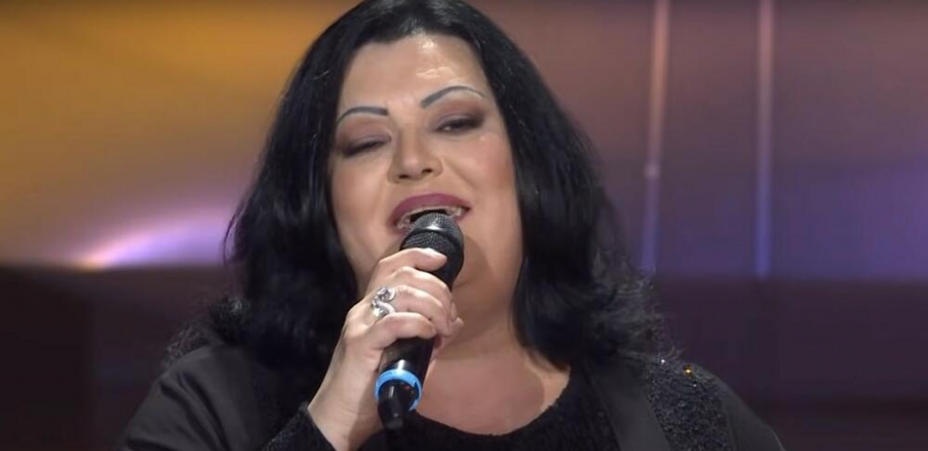 UHVATILA SE U KOŠTAC SA KANCEROM! Pevačica pričala o mukotrpnoj borbi sa bolešću, ali nije skidala osmeh sa lica