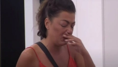 ZVALI SU ME MUSLIMANSKO KOPILE! Sandra se slomila i progovorila o svojoj prošlosti, spomenula oca, a otkrila i da je htela da počini ubistvo!