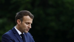 ŽELI PREGOVORE A NE SUKOBE Makron najavio razgovore EU i Rusije