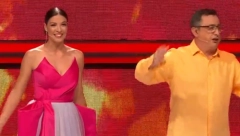 KAKAV SPEKTAKL! Krstinja otvorila takmičenje, a Ivana Bogićević svojim vrelim nastupom i plesom dovela atmosferu do usijanja! (FOTO)