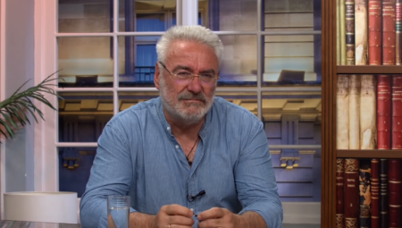 PRATIOCI ODMAH PRIMETILI NELOGIČNOST Doktor Nestorović objavio čudnu fotografiju na Fejsbuku (FOTO)