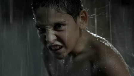 DEČAK ODRASTAO S VUKOVIMA, A ONDA JE DOŠAO RAT: Našli ga u šumama Bosne, učili da govori u Beogradu, pa poslali da ubija