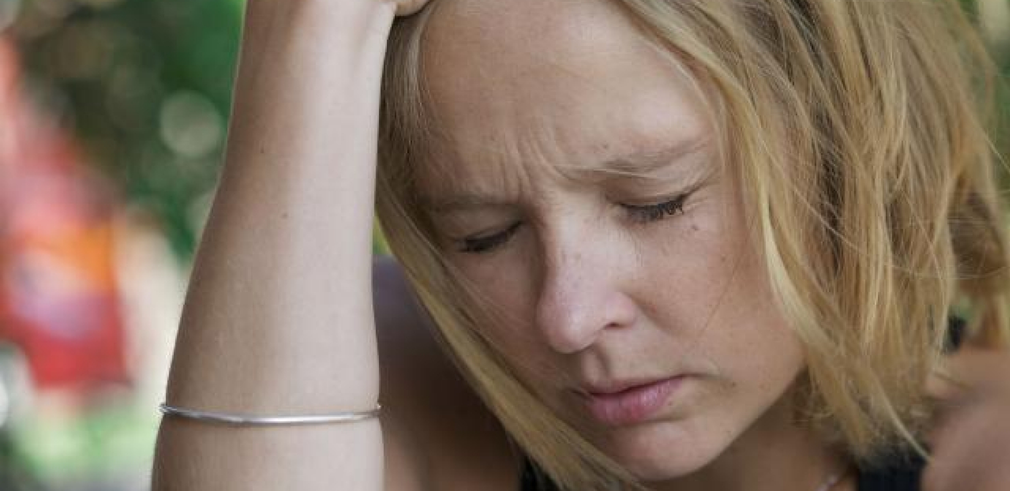 UMOR, OPADANJE KOSE, SKLONOST INFEKCIJAMA Ako osećate da vam se telo bukvalno "raspada" fale vam ova 3 vitamina