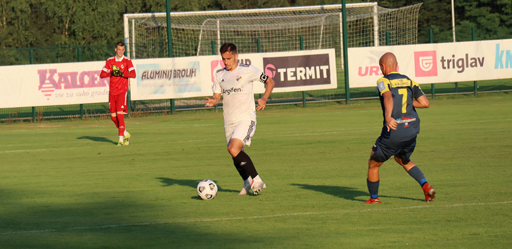 ODLIČNA PARTIJA "BRĐANA" Čukarički preokretom pobedio ruskog premijerligaša