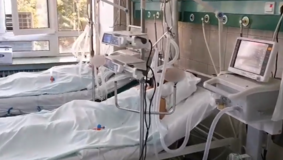 KORONA SE NE SMIRUJE U FRANCUSKOJ Raste broj novozaraženih, ali i broj ljudi u bolnicama