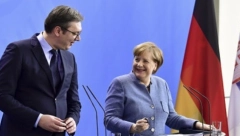 OBJAVLJENA FOTOGRAFIJA VUČIĆA I MERKEL Predsednik uputio snažne reči nemačkoj kancelarki