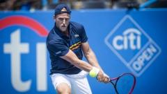 OBOŽAVA FEDERERA, POBEGAO IZ UKRAJINE, A SADA IGRA PROTIV NOVAKA! Ko je naredni Đokovićev rival na Vimbldonu?
