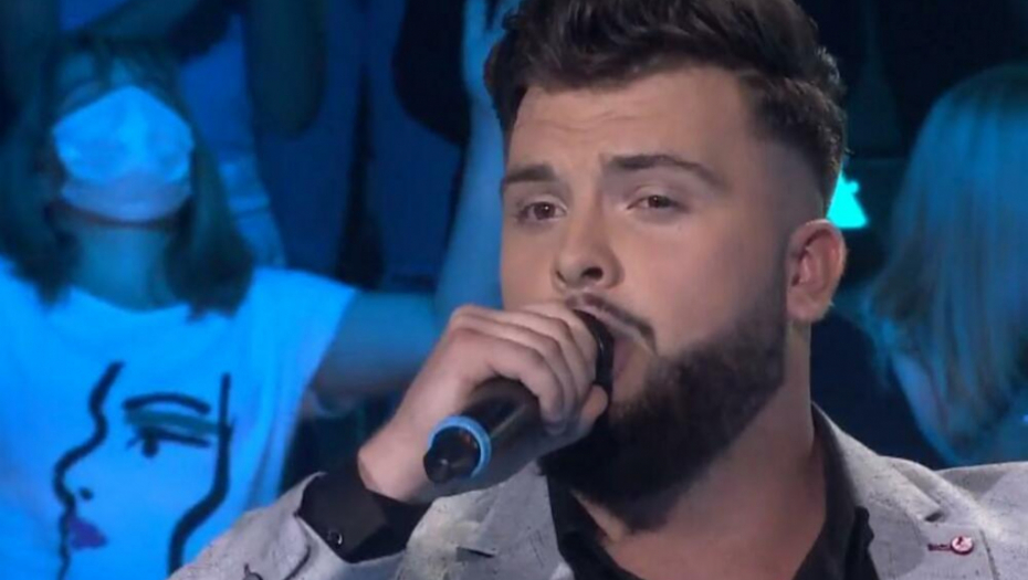VIKI PEVALA SA SRBOMRSCEM Pevačica podržala njegovo izbacivanje iz takmičenja, a ovaj detalj šokirao sve