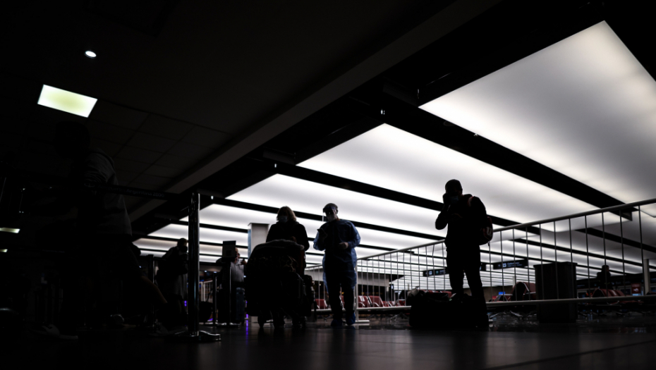 SAD ODLUČILE Nevakcinisani maloletnici po dolasku u Ameriku idu u karantin?