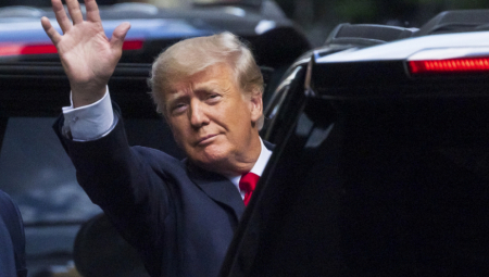 "MISLIM DA ĆEMO IMATI SJAJNU NOĆ" Tramp optimističan pred izbore za Kongres u SAD